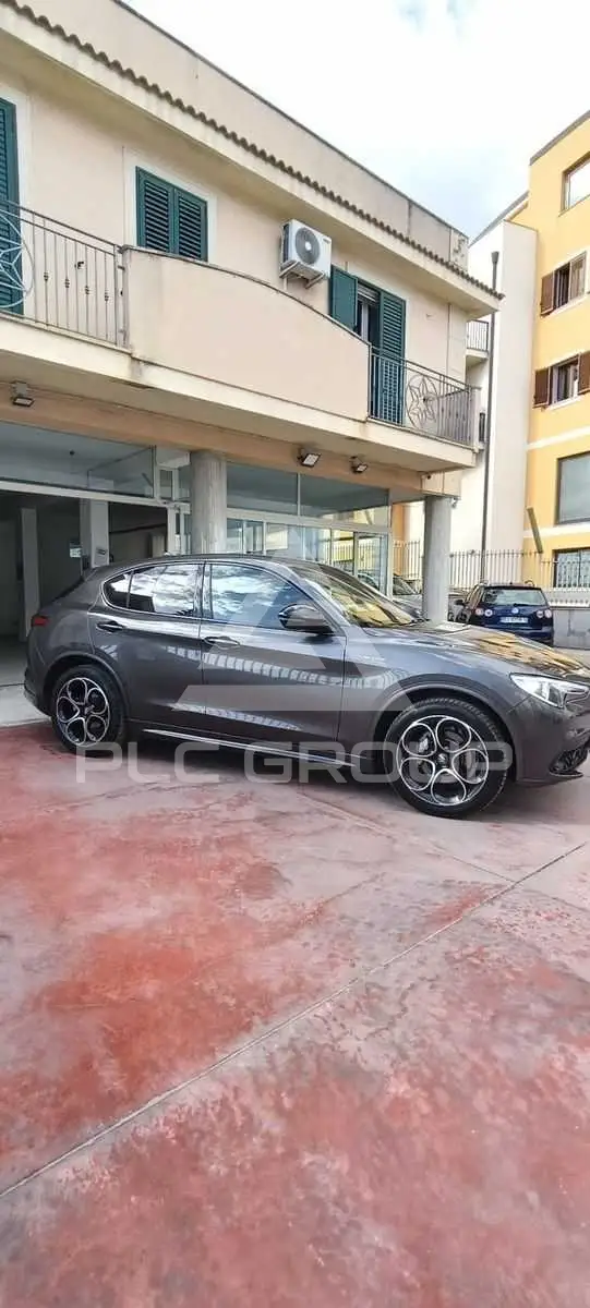 2022 Alfa Romeo Stelvio