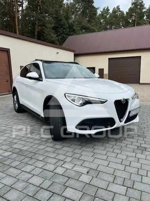 2022 Alfa Romeo Stelvio
