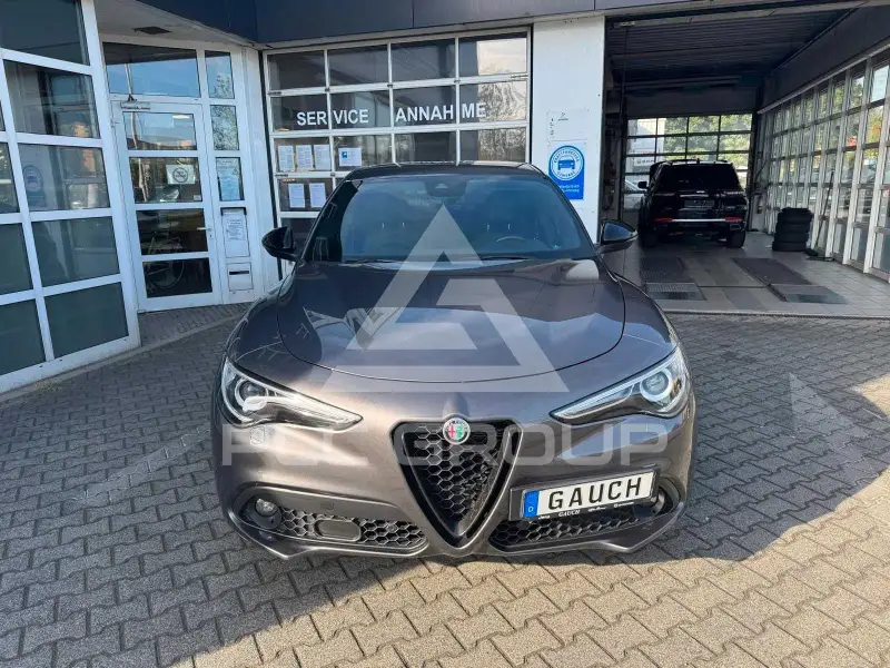 2022 Alfa Romeo Stelvio