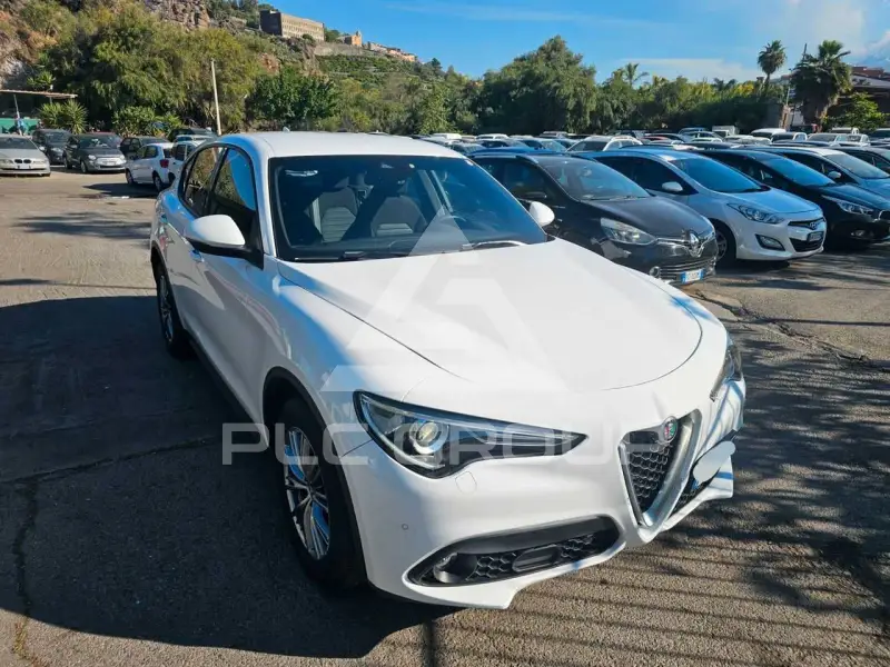 2022 Alfa Romeo Stelvio