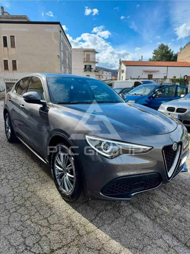 2022 Alfa Romeo Stelvio