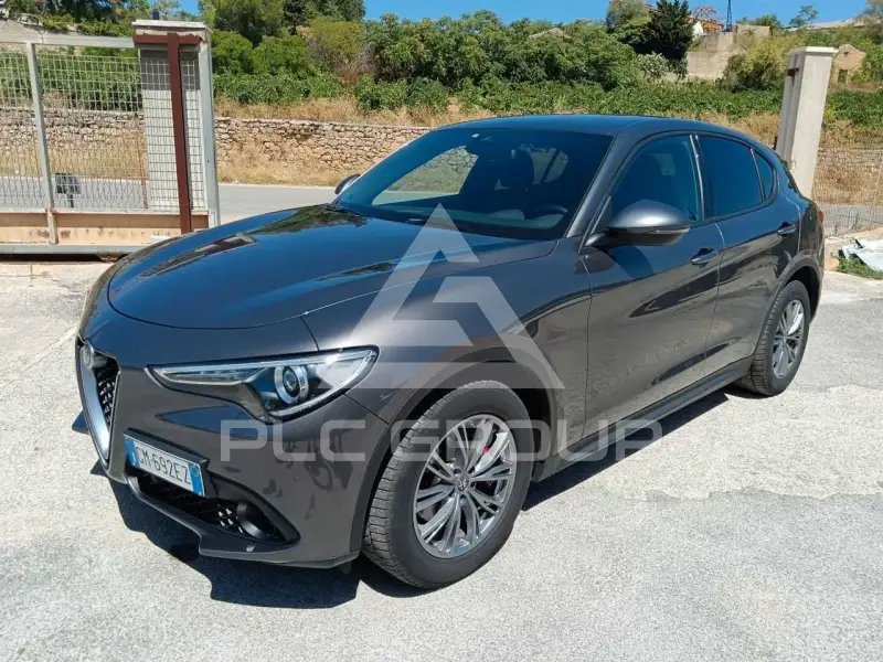 2022 Alfa Romeo Stelvio