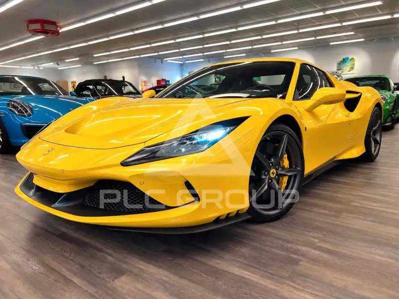 2022 Ferrari F8