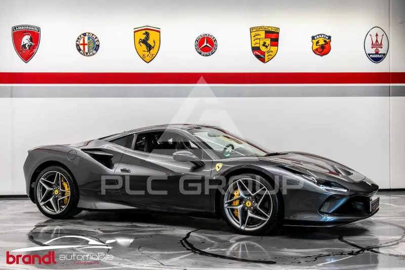 2022 Ferrari F8