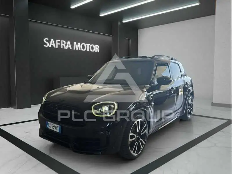 2022 Mini Unknown