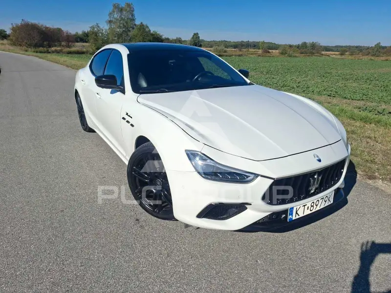 2022 Maserati GHIBLI