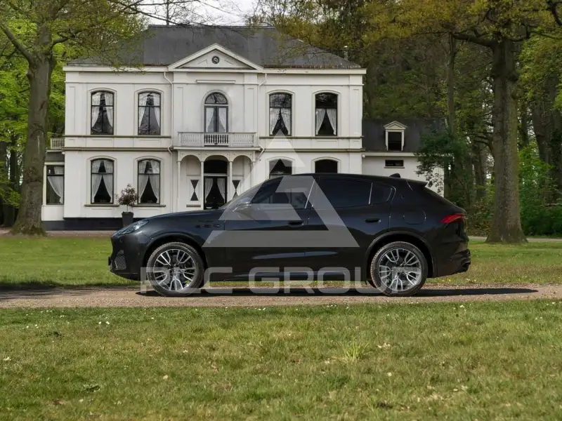 2022 Maserati GRECALE