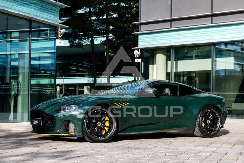 2022 Aston Martin DBS