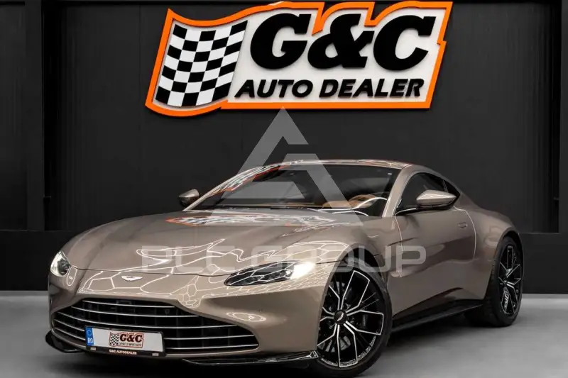 2022 Aston Martin V8