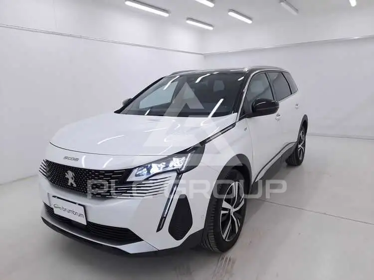 2022 Peugeot 5008