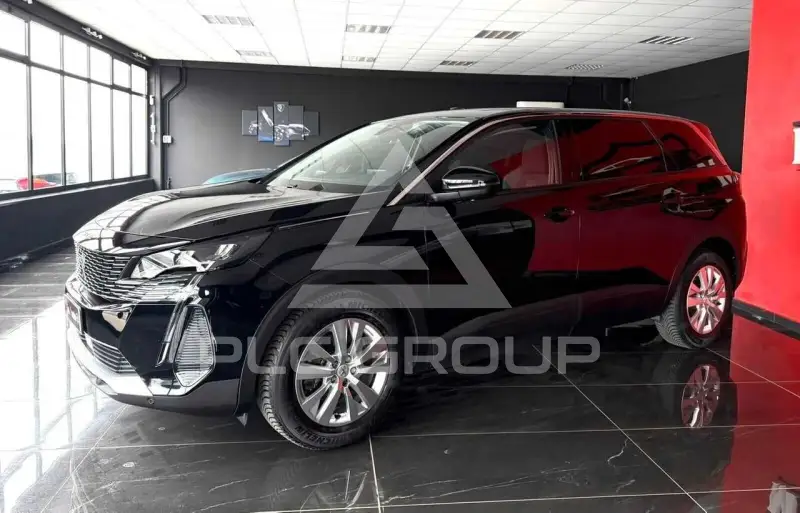 2022 Peugeot 5008