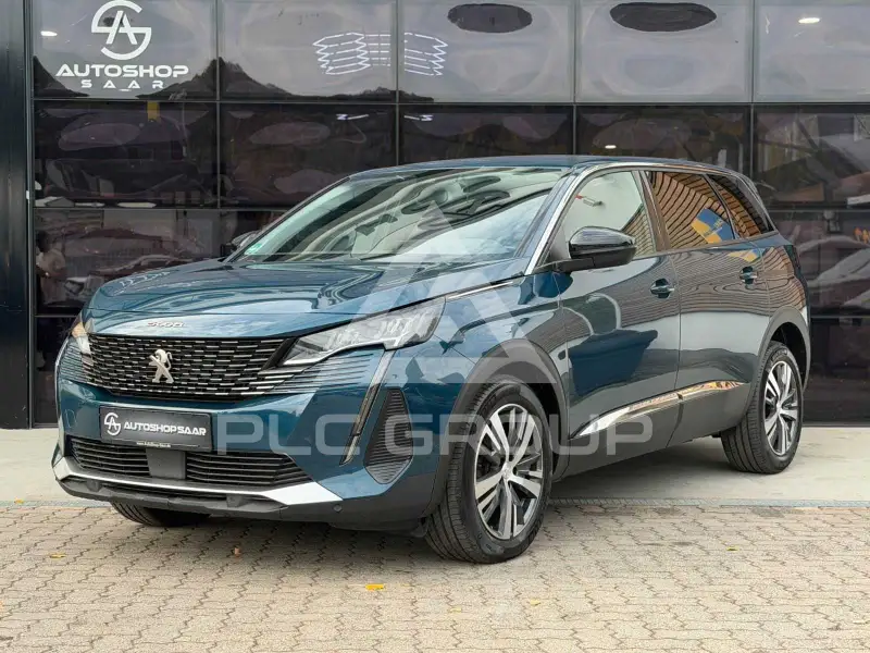 2022 Peugeot 5008