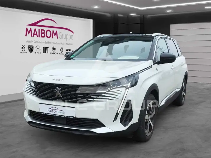 2022 Peugeot 5008