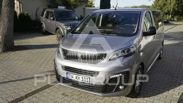 2022 Peugeot Traveller
