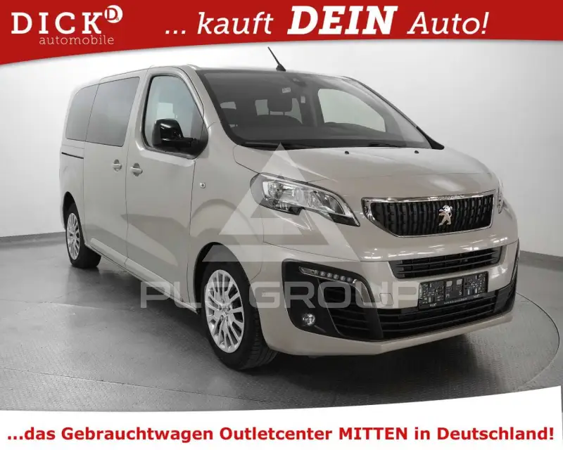 2022 Peugeot Traveller