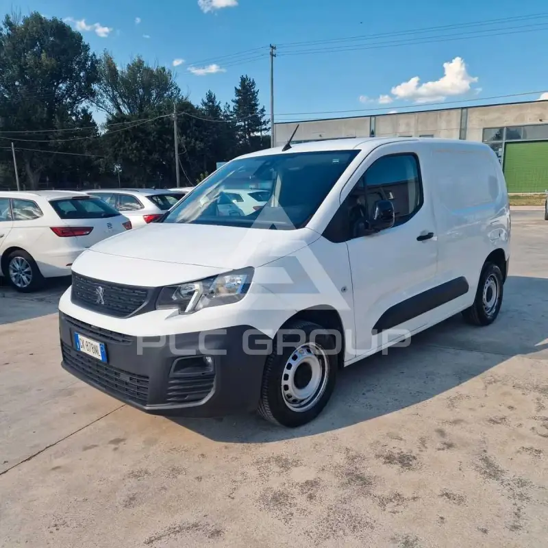 2022 Peugeot Partner