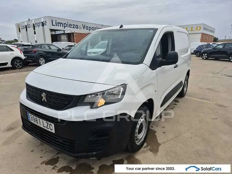 2022 Peugeot Partner