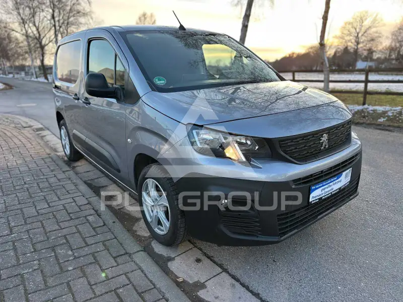 2022 Peugeot Partner