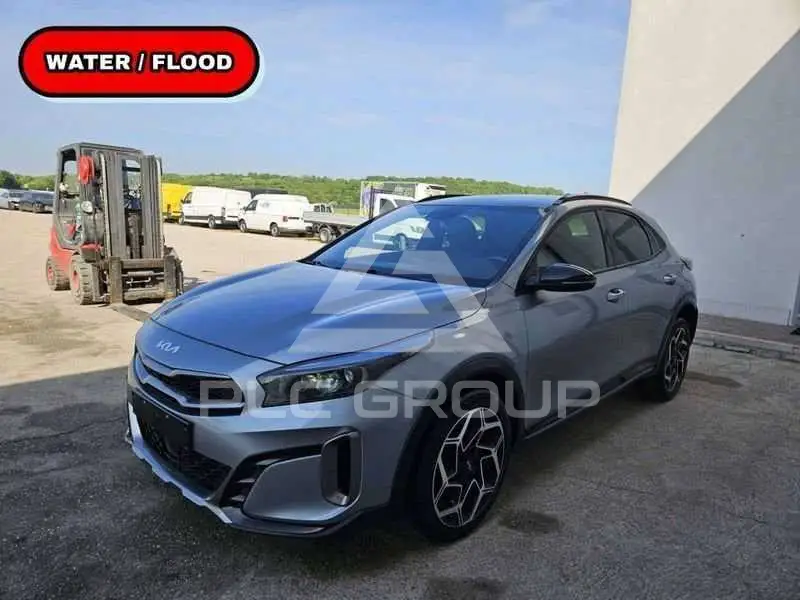 2022 KIA XCEED