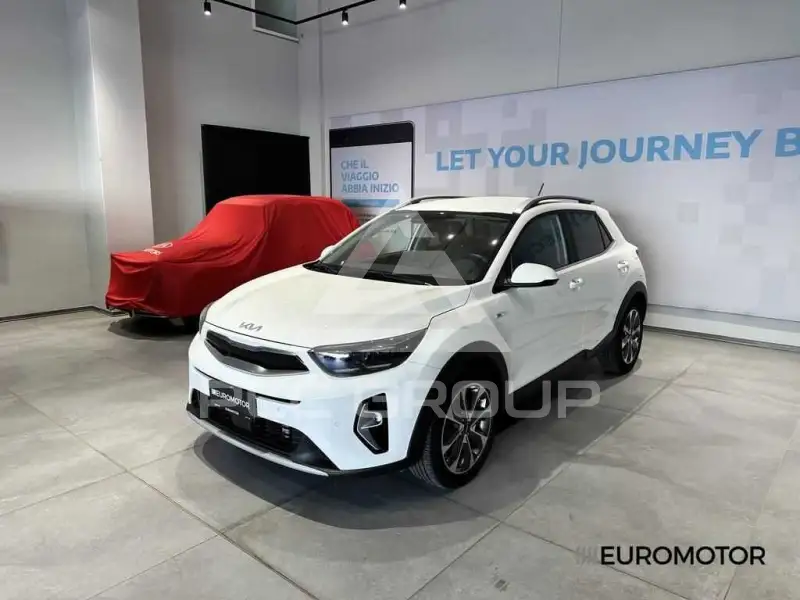 2022 KIA Stonic