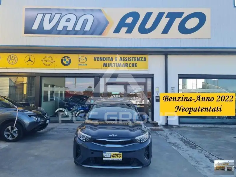 2022 KIA Stonic
