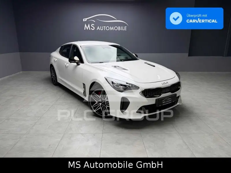 2022 KIA Stinger