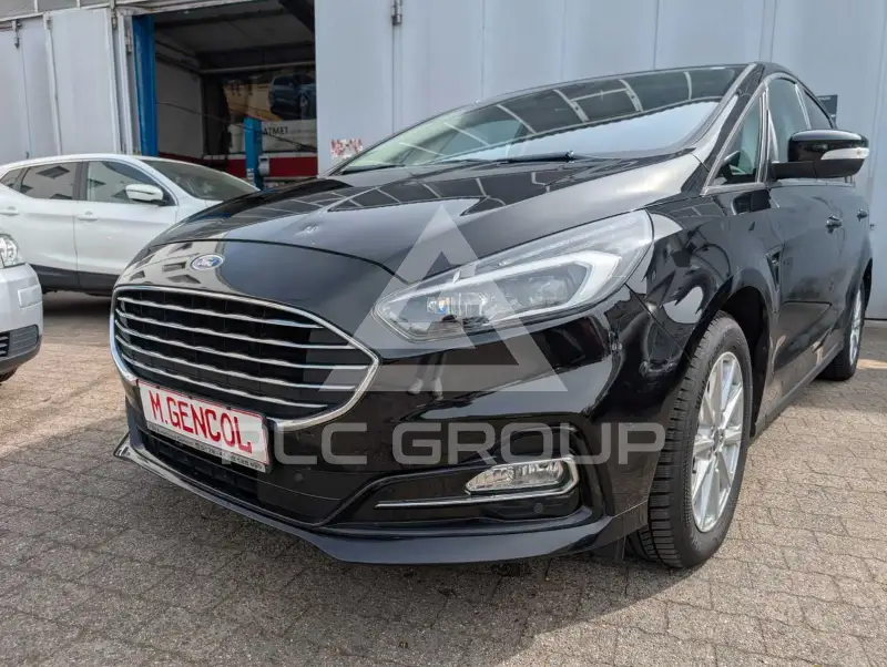 2022 Ford S-Max