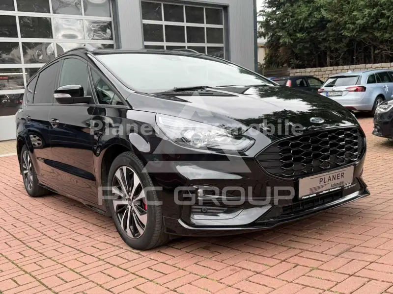 2022 Ford S-Max
