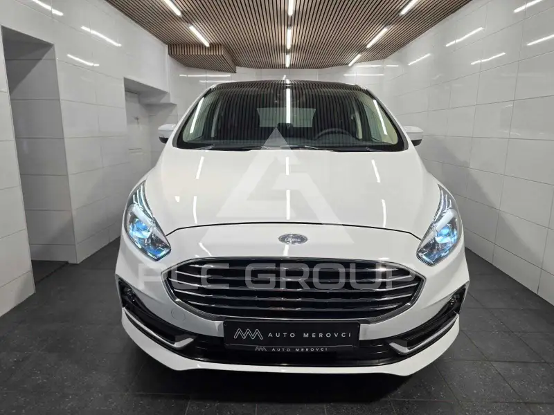 2022 Ford S-Max