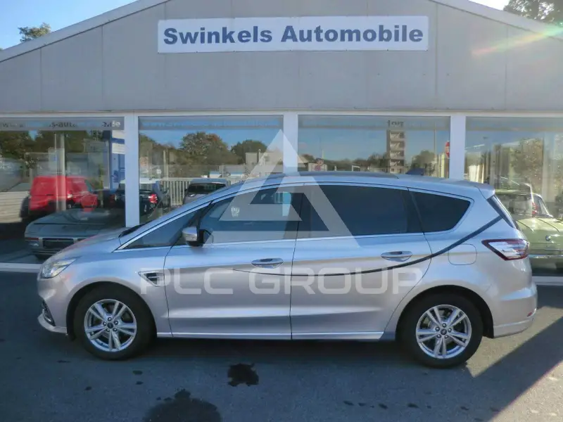 2022 Ford S-Max