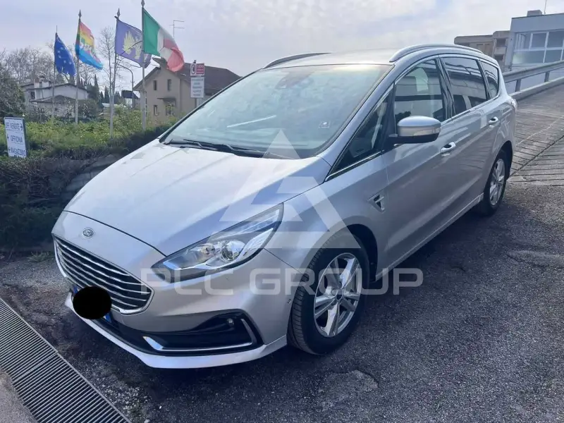 2022 Ford S-Max