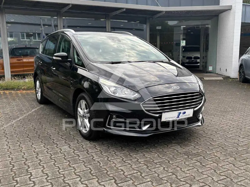 2022 Ford S-Max