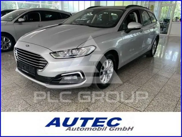 2022 Ford Mondeo