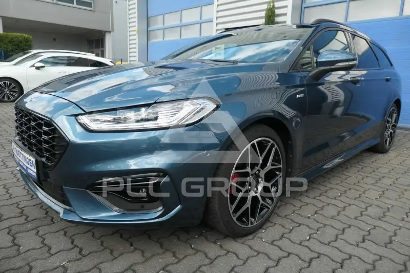 2022 Ford Mondeo