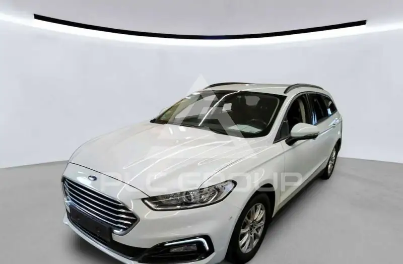 2022 Ford Mondeo
