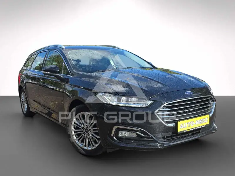 2022 Ford Mondeo