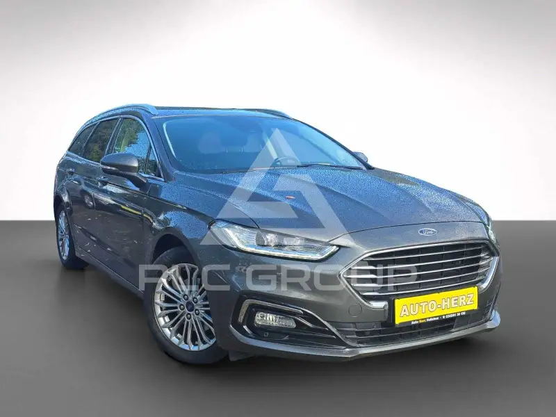 2022 Ford Mondeo