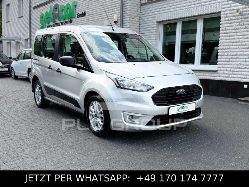 2022 Ford Tourneo