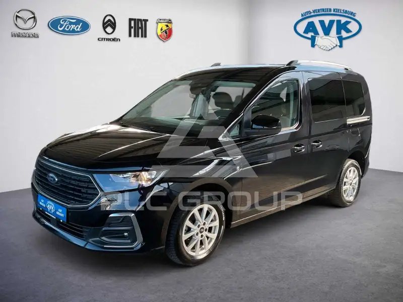2022 Ford Tourneo