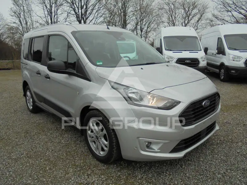 2022 Ford Tourneo