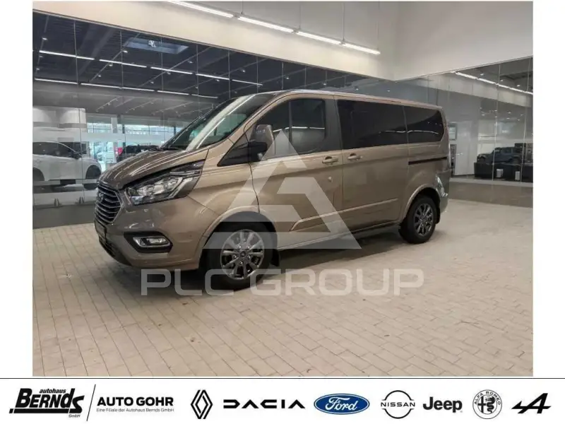 2022 Ford Tourneo