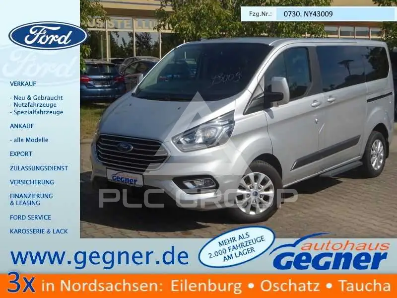 2022 Ford Tourneo