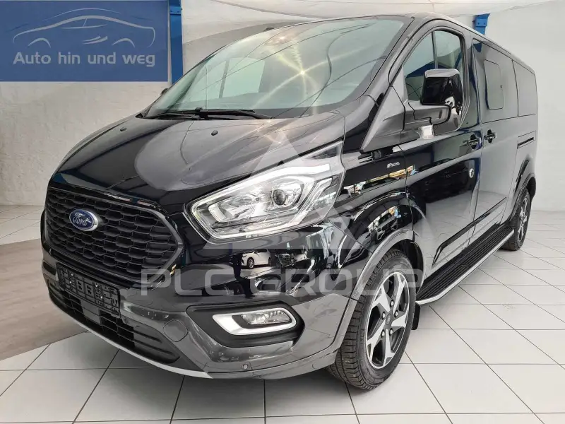2022 Ford Tourneo