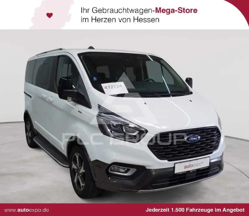 2022 Ford Tourneo