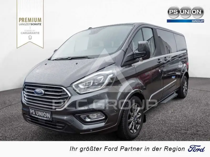 2022 Ford Tourneo