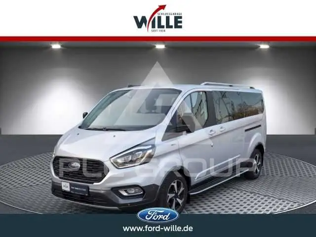 2022 Ford Tourneo