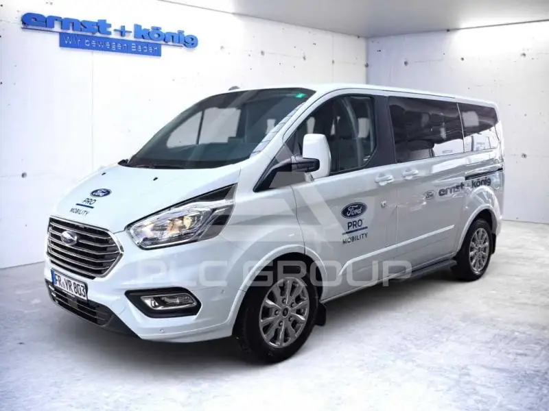 2022 Ford Tourneo
