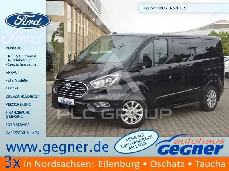 2022 Ford Tourneo