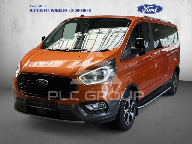 2022 Ford Tourneo
