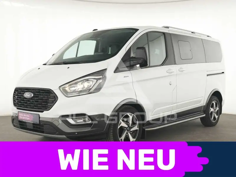2022 Ford Tourneo